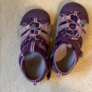 Keen sandals size 12